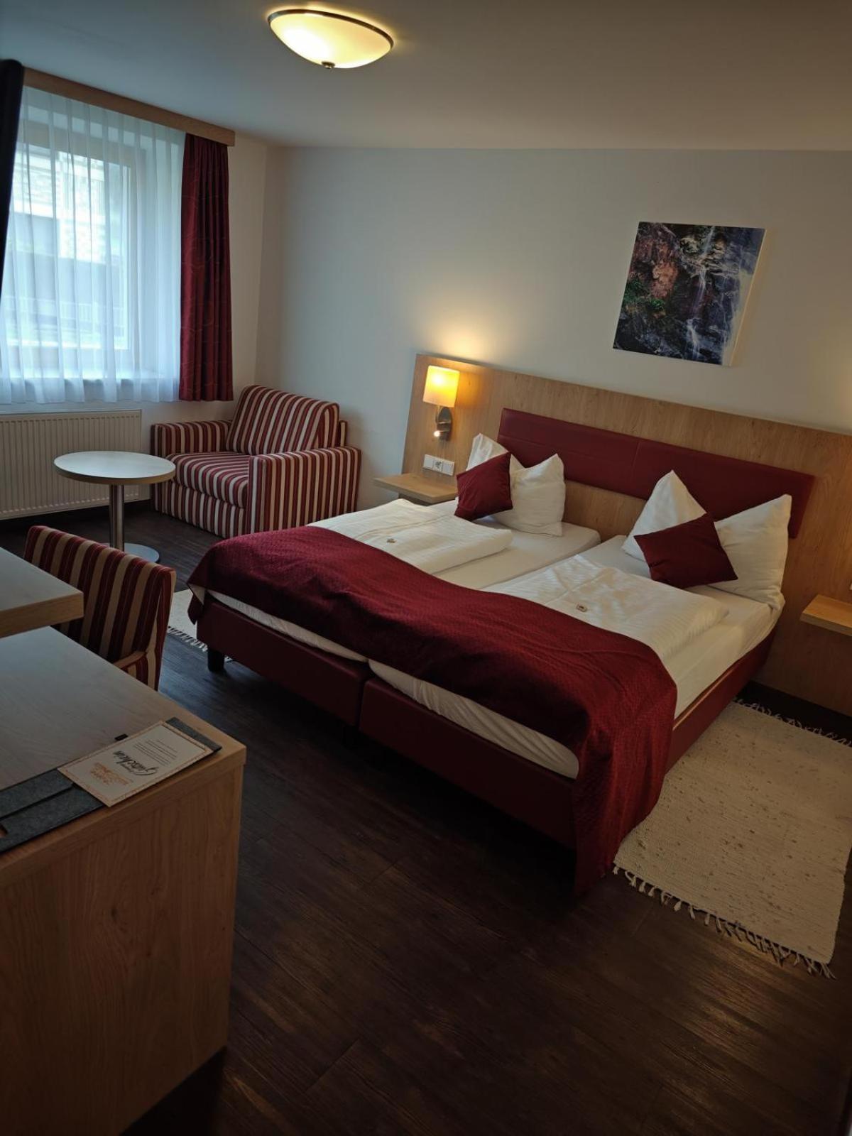 Hotel Restaurant Perschler Rattenberg  Eksteriør billede